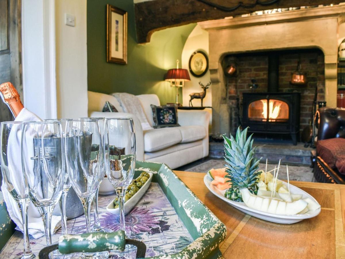 Lea Hall Farmhouse Tissington 외부 사진