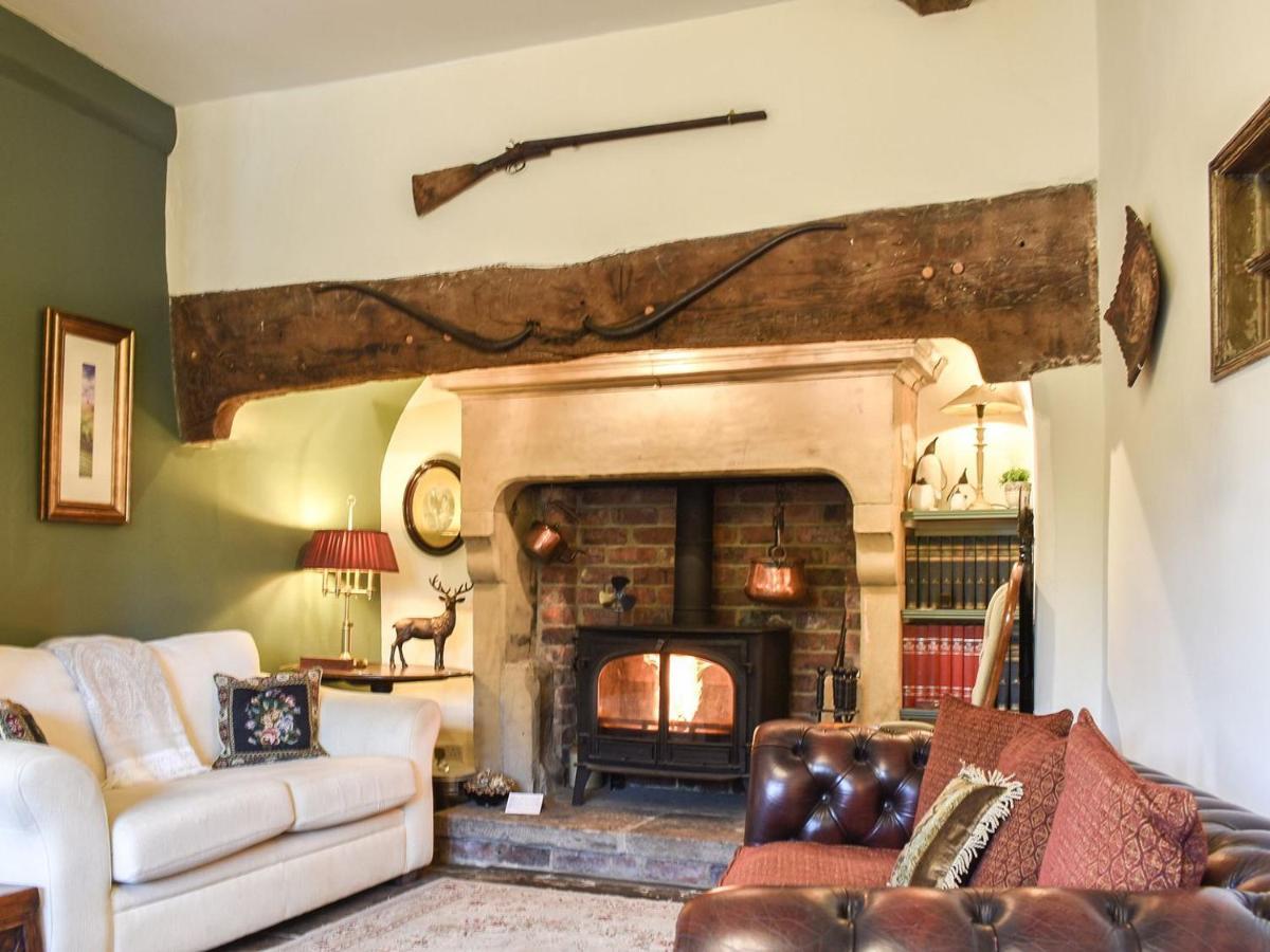 Lea Hall Farmhouse Tissington 외부 사진