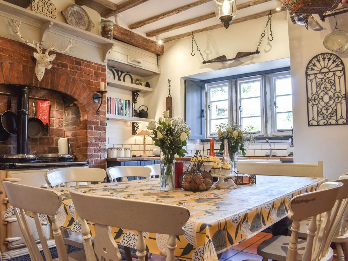 Lea Hall Farmhouse Tissington 외부 사진