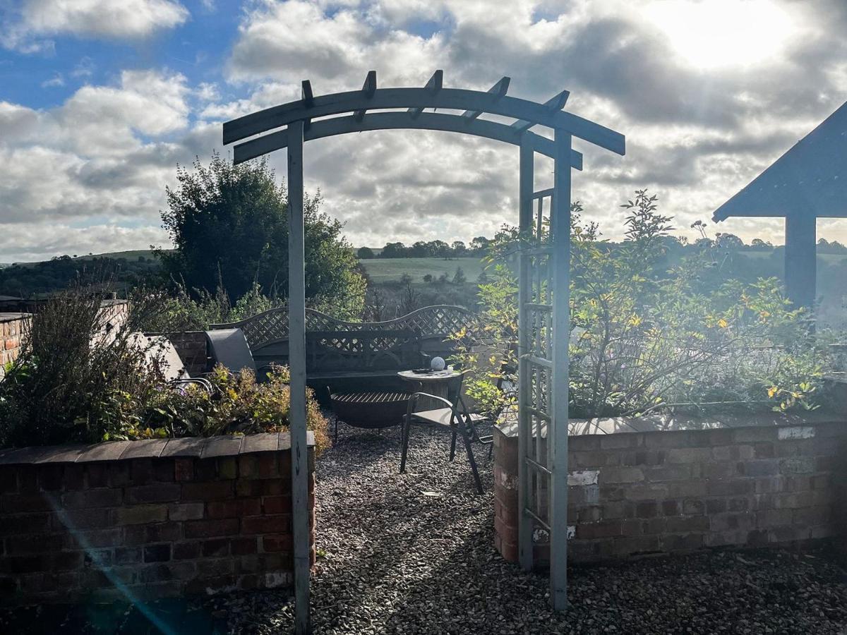 Lea Hall Farmhouse Tissington 외부 사진