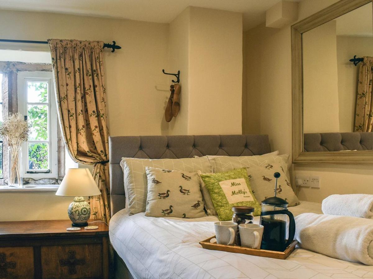 Lea Hall Farmhouse Tissington 외부 사진